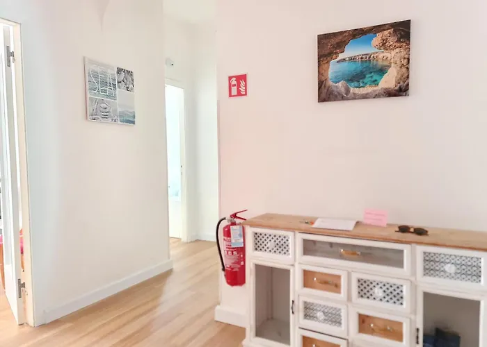 Апартаменты Su E Giu Levante